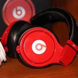 Dr Dre Lil Wayne Beats Headphones Black Red Audio Apple Music